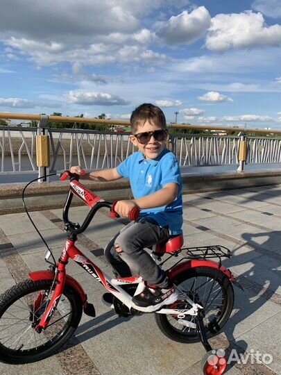 Велосипед детский 4 колесный бу