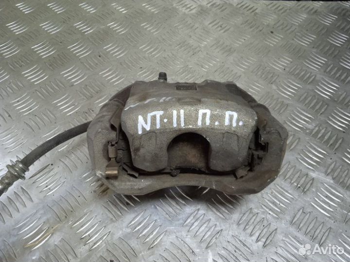 Nissan Teana J32 суппорт передний правый