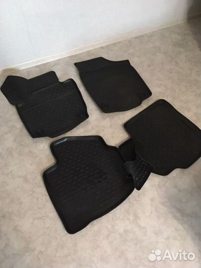 Автомобильные коврики в салон