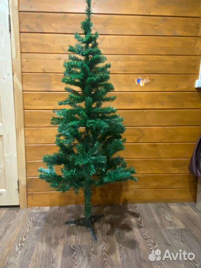 Елка искусственная