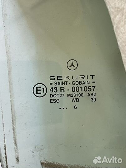Боковые правые стекла оригинальные на мв-202