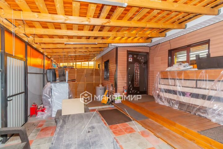 Дом 90 м² на участке 4,98 га