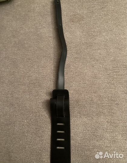 Кожаный гитарный ремень