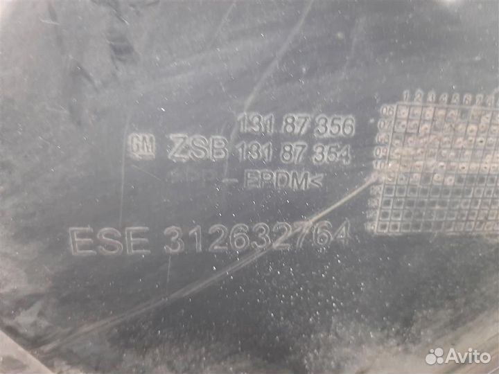 Подкрылок передний левый Opel Corsa D 2011