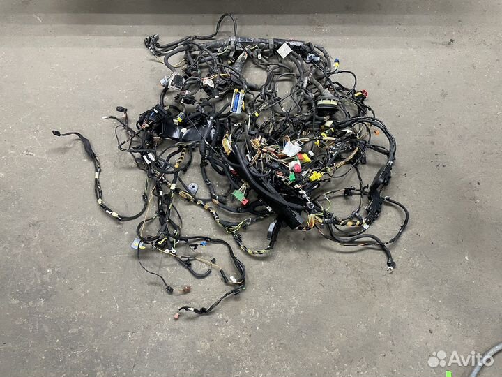 Проводка капота/салона Citroen C3 Picasso 1.4 MT