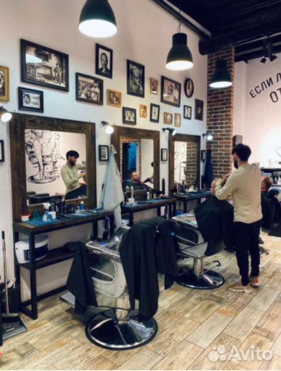 Администратор (Лэди) в барбершоп