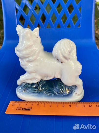 Статуэтка Собака Лайка, старая Гжель, СССР