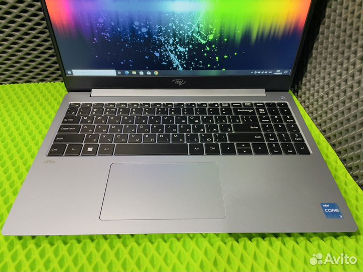 Ноутбук Itel spirit 2 I3 8+256Gb Как Новый