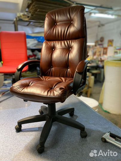 Компьютерное кресло