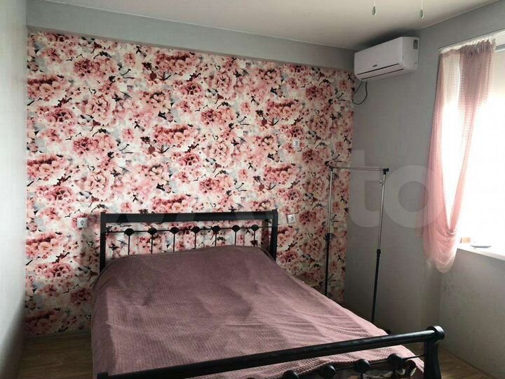 Комната 50 м², 1/4 эт.