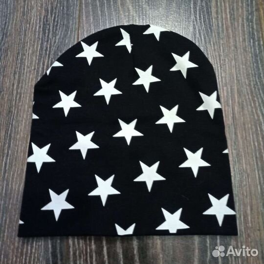 Новая детская шапка на 3-4 года