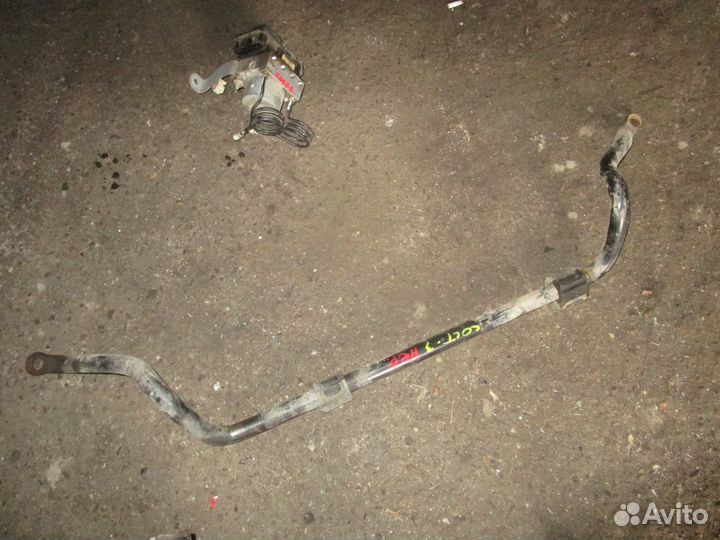 Стабилизатор передний Mitsubishi Colt Z3