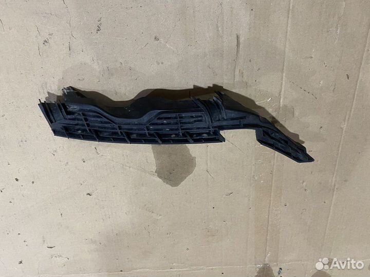 Кронштейн передней левой фары вольво хс60 2 2017