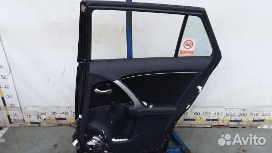 Дверь задняя правая toyota avensis T27 (YBE15FT01)