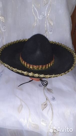 Шляпы и аксессуары для праздников