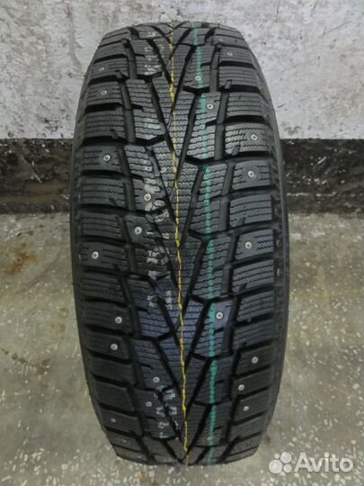 Roadstone WINGUARD Spike 215/60 R16 99T