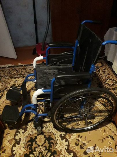 Продам инвалидное кресло