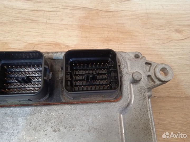 Блок управления двигателем Honda Civic 4D 1.8