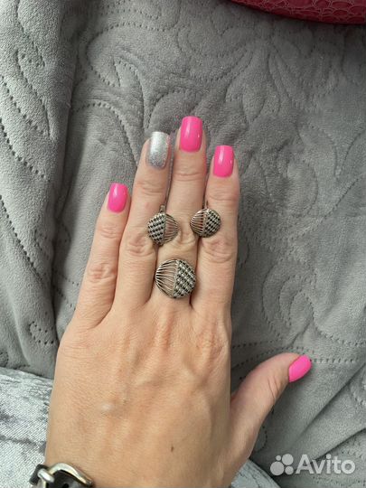 Серьги и кольцо серебро и фианит