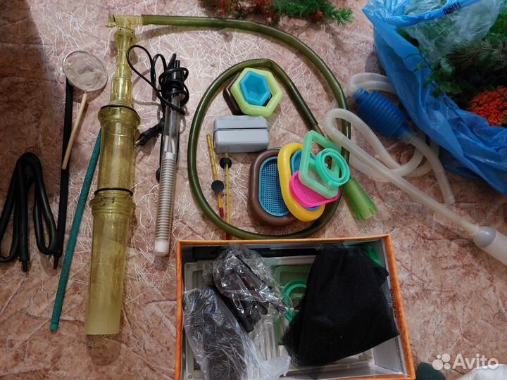 Искусственные растения и приборы для оквариума