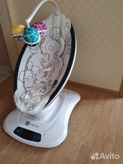 Продам электрокачели 4moms