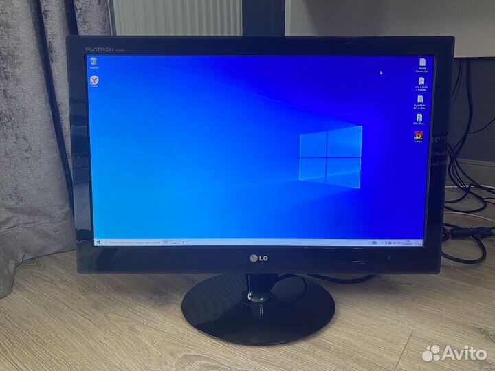 LG Flatron E2340T-PN 23