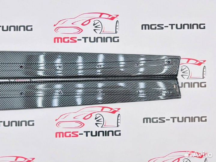 Лезвия порогов BMW 4 F32 M-Perfomance под карбон