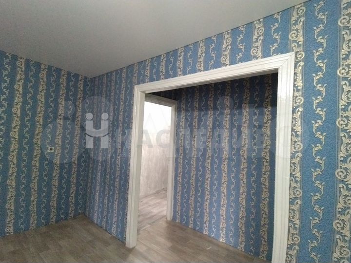 2-к. квартира, 45 м², 3/3 эт.