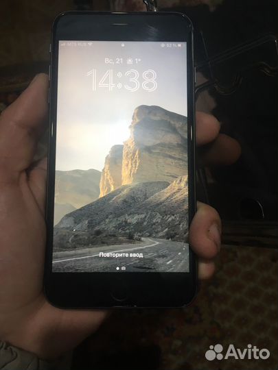 iPhone 8 Plus, 64 ГБ