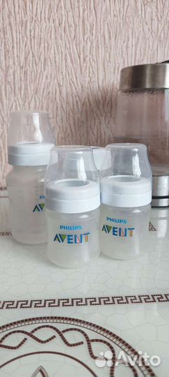 Бутылочки для кормления avent