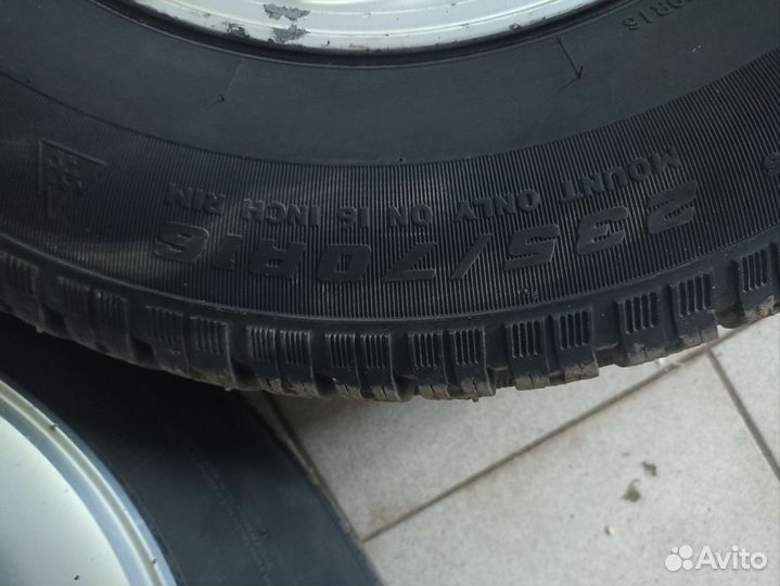 Колеса в сборе 235/70R16 Cooper Discoverer зима