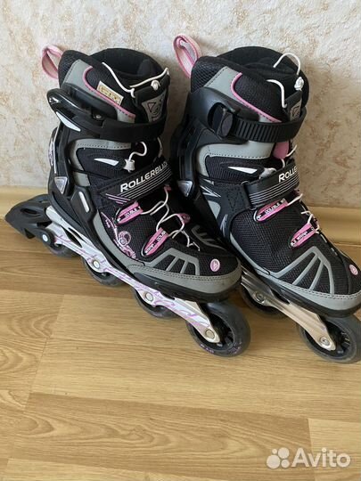 Роликовые коньки женские «Rollerblade Spark W 84»