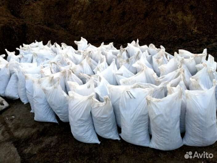 Почва 40%, низинный торф 30%, перегной 30% - смесь