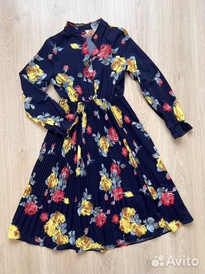 Платье женское