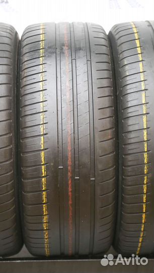 Michelin Pilot Sport 3 235/45 R18 98Y