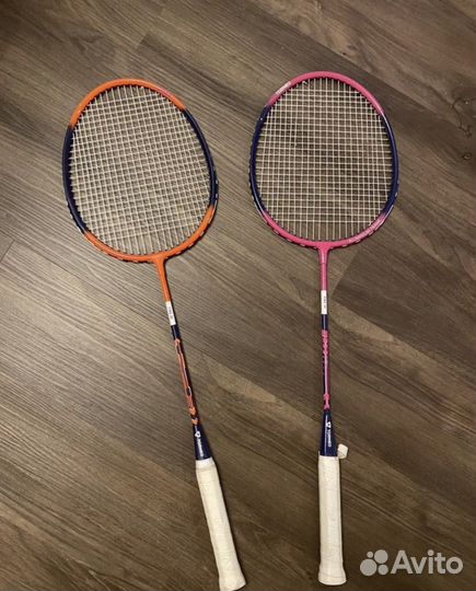 Ракетка для бадминтона