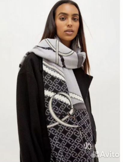 Палантин Liu Jo