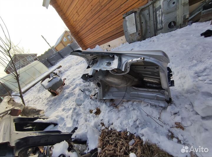 Крыло заднее правое Toyota Axio