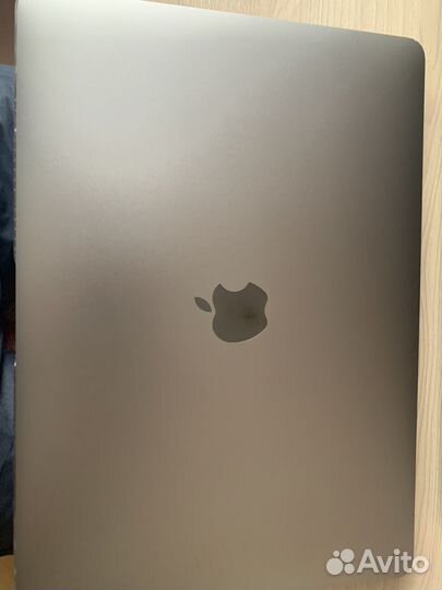Apple MacBook Pro 13 2020