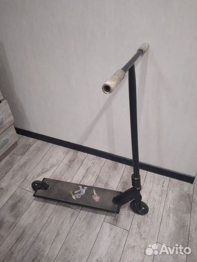 Трюковой самокат кастом в стрит