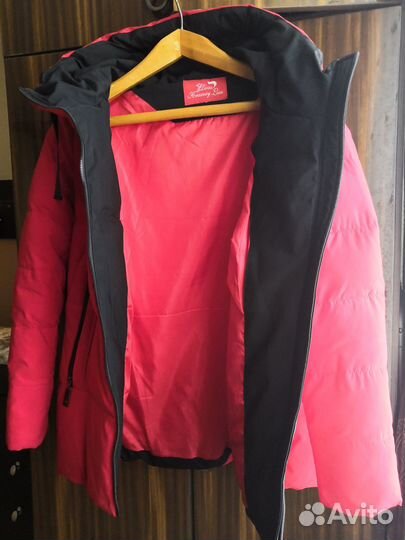 Куртка женская демисезонная с капюшоном