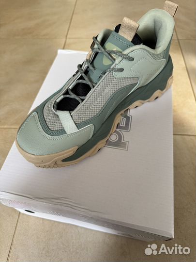 Кроссовки peak