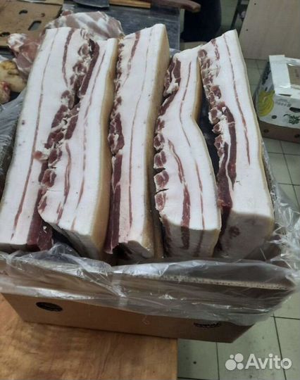 Шпик.Грудинка.Сало копченое.Сальтисон