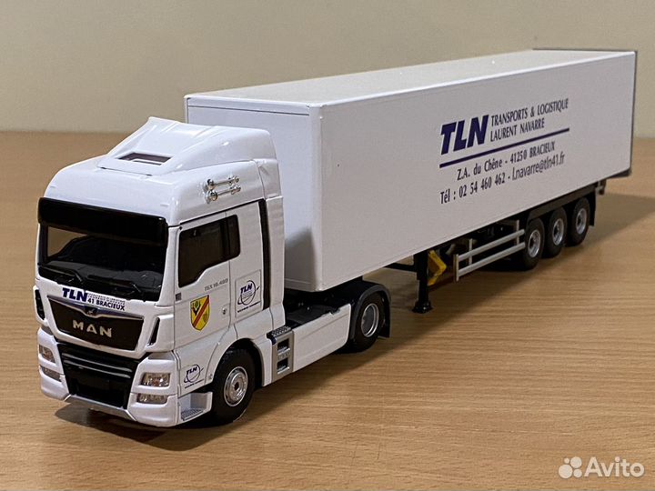 Модель Грузовика MAN TGX euro 6C semitrailer