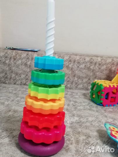 Пирамидка шестеренки неваляшка