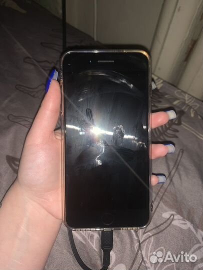 iPhone 8 Plus, 64 ГБ