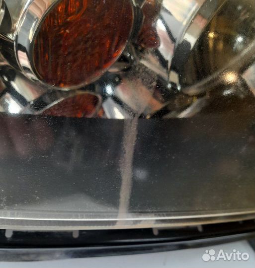 Фара ксеноновая передняя правая Honda Accord 7