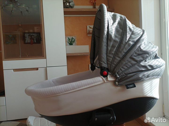 Коляска zippy 3 в 1