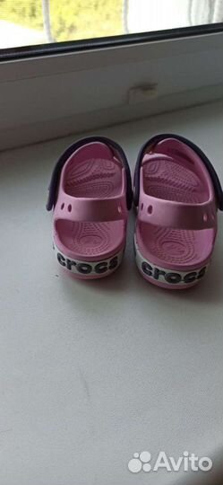 Сандалии crocs c11 для девочки