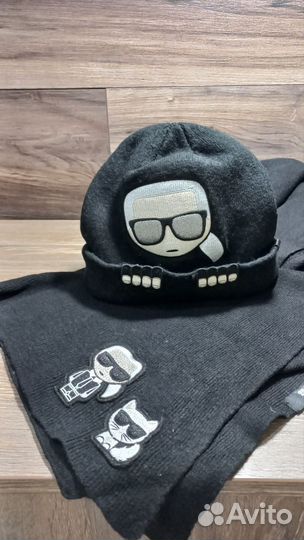 Шапка и Шарф, Karl Lagerfeld